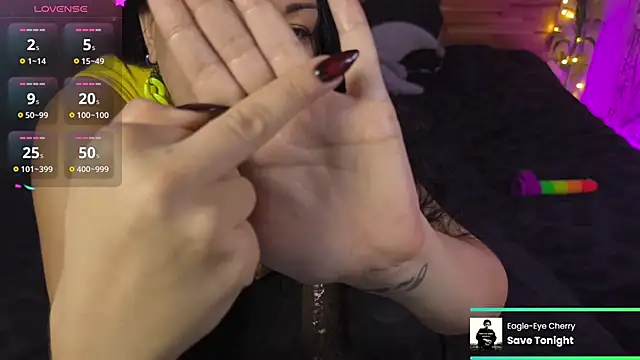 kellycakemeow online show from June 5, 2026, 5:01 am