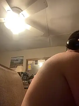 Snapshot of exoticjoint4207 chatting on September 22, 2025, 8:31 am exoticjoint4207 online show from September 22, 2025, 8:31 am