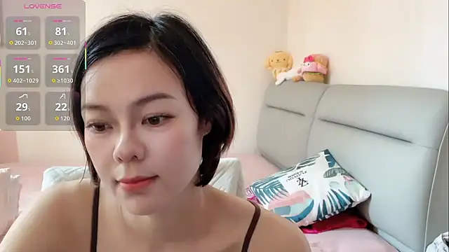 Snapshot of Linda-LL chatting on May 14, 2026, 3:58 am Linda-LL online show from May 14, 2026, 3:58 am