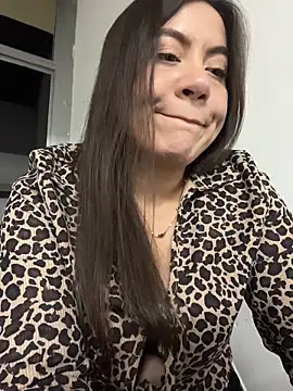 Snapshot of Iam__Cristal chatting on June 11, 2026, 12:54 am Iam Cristal online show from June 11, 2026, 12:54 am