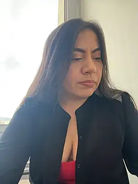 Iam  Cristal online show from April 30, 2026, 10:03 pm
