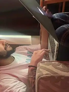 Snapshot of da1jaxx chatting on February 11, 2025, 5:07 pm da1jaxx online show from February 11, 2025, 5:07 pm