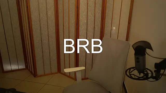 Snapshot of Your_Ice_cream chatting on February 5, 2026, 2:24 pm Your Ice cream online show from February 5, 2026, 2:24 pm