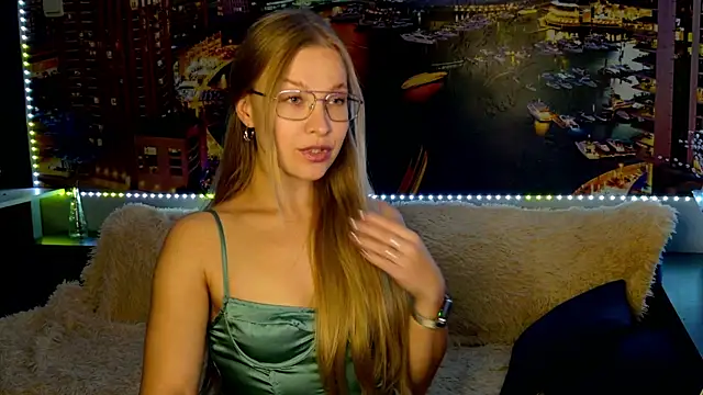 pusyavykusya online show from October 12, 2025, 7:15 pm