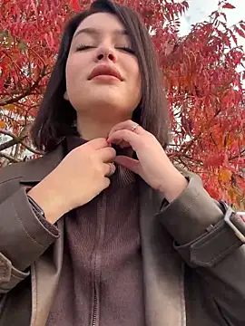 Snapshot of KikiWatson chatting on October 23, 2025, 7:18 am KikiWatson online show from October 23, 2025, 7:18 am