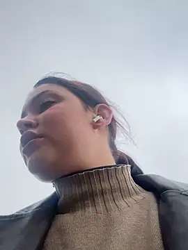 Snapshot of KikiWatson chatting on November 15, 2025, 7:01 am KikiWatson online show from November 15, 2025, 7:01 am