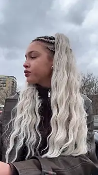 Snapshot of KikiWatson chatting on March 14, 2026, 8:09 am KikiWatson online show from March 14, 2026, 8:09 am