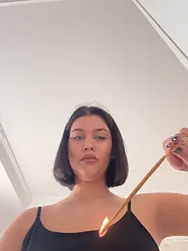 Snapshot of KikiWatson chatting on February 11, 2026, 10:26 am KikiWatson online show from February 11, 2026, 10:26 am