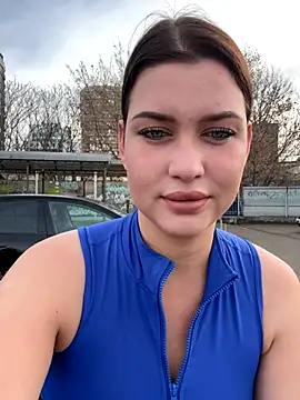 Snapshot of KikiWatson chatting on November 22, 2025, 7:07 am KikiWatson online show from November 22, 2025, 7:07 am