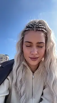 Snapshot of KikiWatson chatting on March 13, 2026, 7:57 am KikiWatson online show from March 13, 2026, 7:57 am