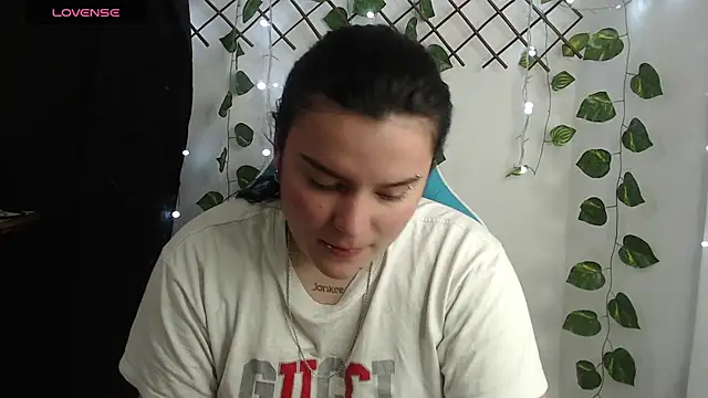 Nika 1  online show from July 24, 2026, 11:34 pm