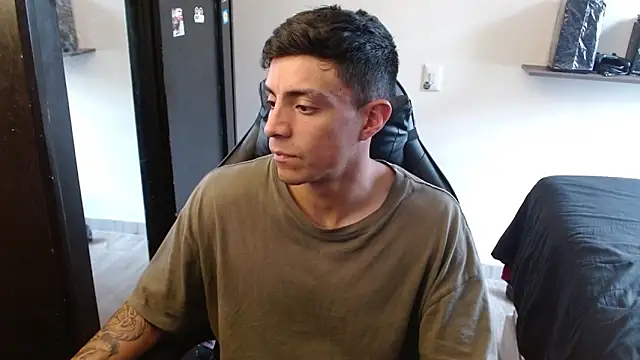 Snapshot of kv___xxx_ chatting on February 16, 2026, 5:55 pm kv xxx online show from February 16, 2026, 5:55 pm