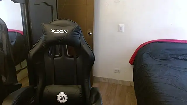 kv   xxx  online show from September 25, 2025, 4:13 pm