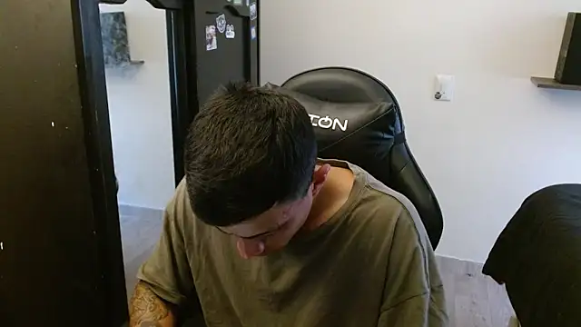 Snapshot of kv___xxx_ chatting on March 14, 2026, 5:19 pm kv xxx online show from March 14, 2026, 5:19 pm