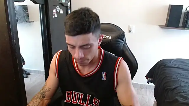 Snapshot of kv___xxx_ chatting on March 8, 2026, 7:17 pm kv xxx online show from March 8, 2026, 7:17 pm