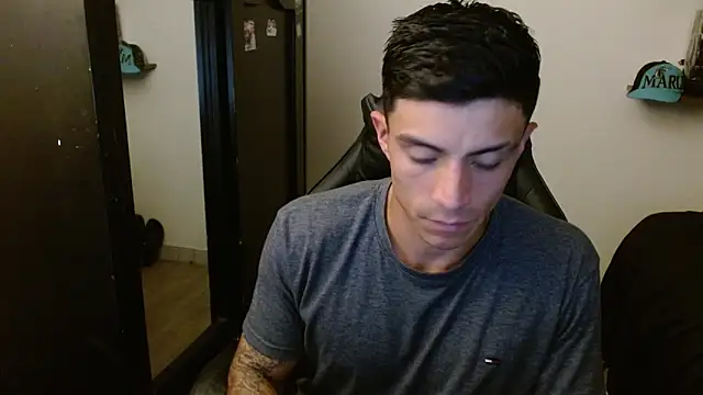 Snapshot of kv___xxx_ chatting on February 10, 2026, 11:59 pm kv xxx online show from February 10, 2026, 11:59 pm