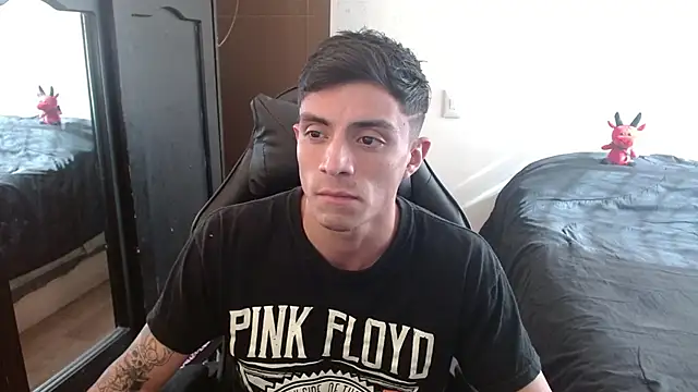 kv   xxx  online show from September 15, 2025, 8:20 pm