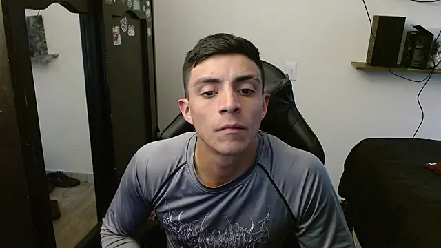 Snapshot of kv___xxx_ chatting on March 10, 2026, 9:41 pm kv xxx online show from March 10, 2026, 9:41 pm