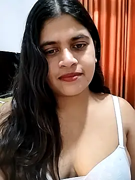 chanu174174 online show from May 16, 2026, 3:38 am