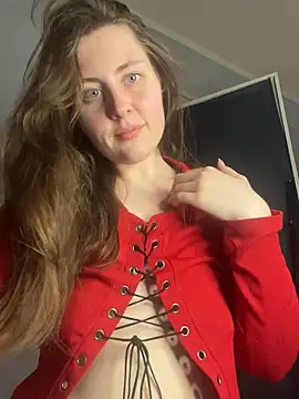 Topvi  online show from March 10, 2025, 8:45 pm