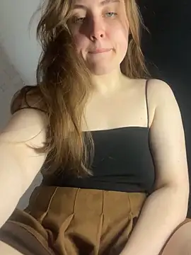 Topvi  online show from February 20, 2025, 7:08 pm