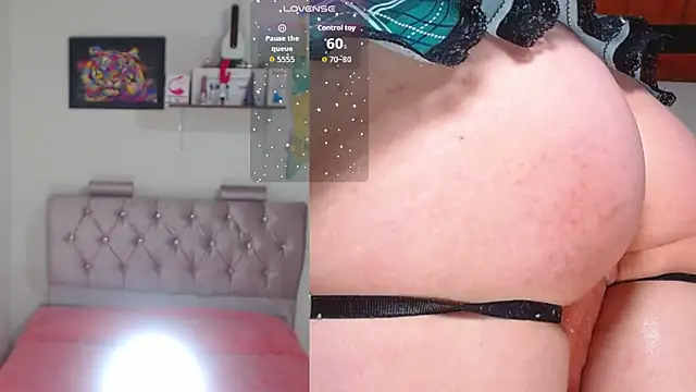 sharlotte funny online show from October 6, 2025, 6:19 pm