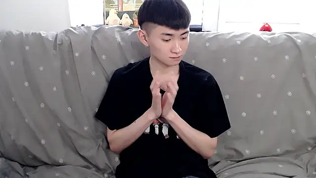 Miram Yu online show from March 16, 2025, 1:17 pm