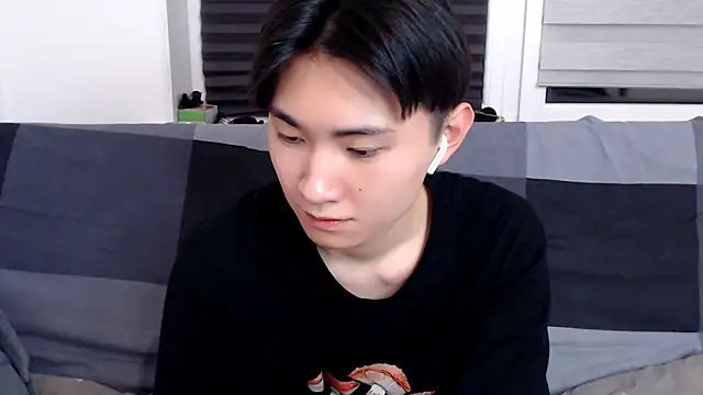 Miram Yu online show from January 13, 2025, 8:48 pm