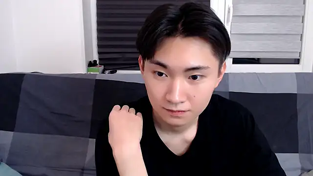 Miram Yu online show from January 13, 2025, 12:09 am