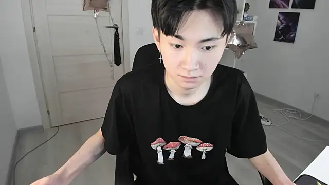 Miram Yu online show from January 22, 2025, 1:42 am