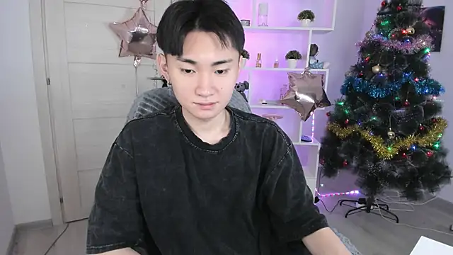 Miram Yu online show from December 26, 2024, 8:42 pm