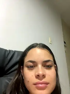 HannaRhodes online show from October 31, 2025, 3:58 am