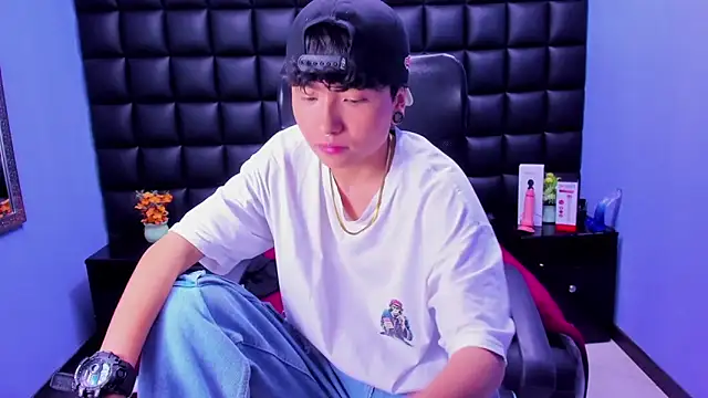 Im Mathias online show from October 2, 2025, 4:21 pm