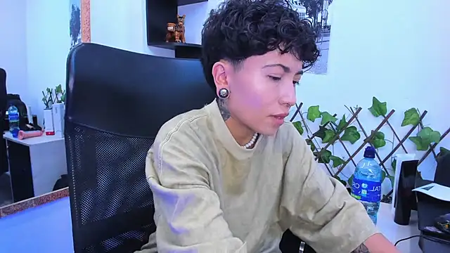 Im Mathias online show from November 23, 2025, 4:00 am