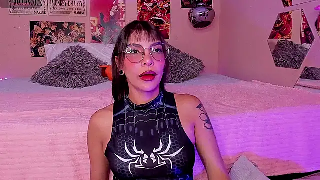 Luna-Chann online show from March 21, 2025, 7:57 pm