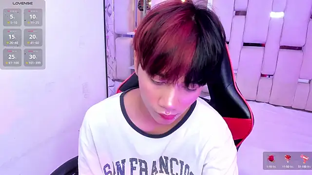 Eriol  online show from October 4, 2025, 11:56 am