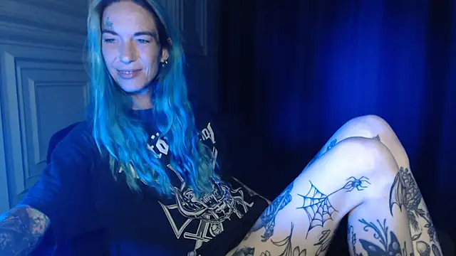 RavenryderUK online show from June 3, 2026, 9:08 pm
