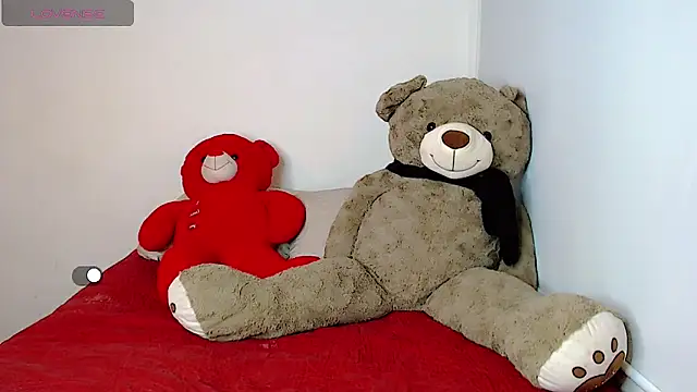 SamanthaaSmitt online show from January 9, 2025, 6:36 pm