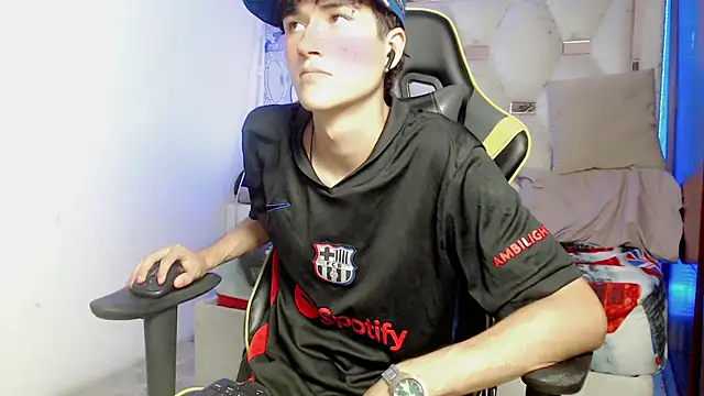 johnny cagee online show from September 27, 2025, 4:51 am