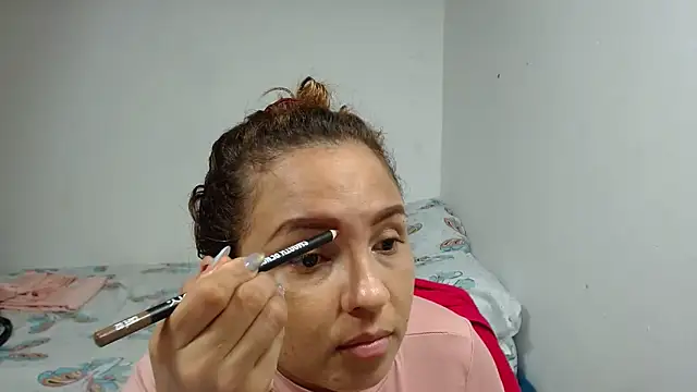 Agatha browser online show from February 2, 2026, 1:10 pm