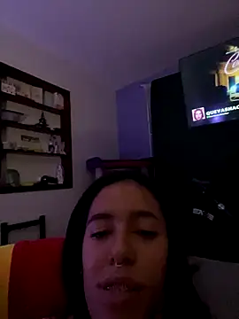 stephania t online show from December 1, 2025, 3:40 am