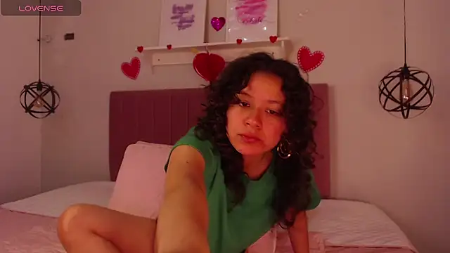 julz 03 online show from March 8, 2025, 8:03 pm