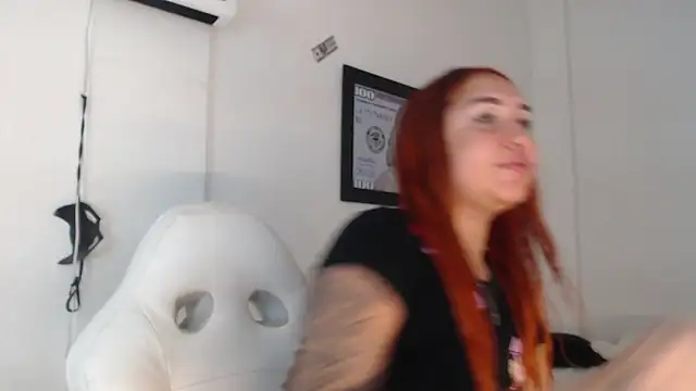 Alba Grey online show from November 4, 2025, 4:55 pm