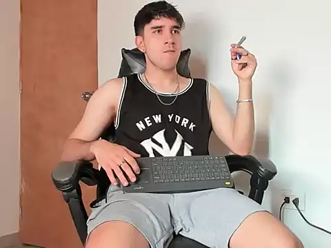 leo030809 online show from February 23, 2026, 5:13 pm