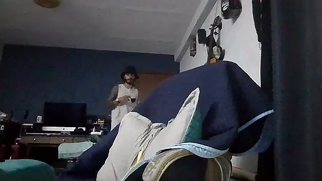 Donstark6669 online show from October 5, 2025, 10:00 pm