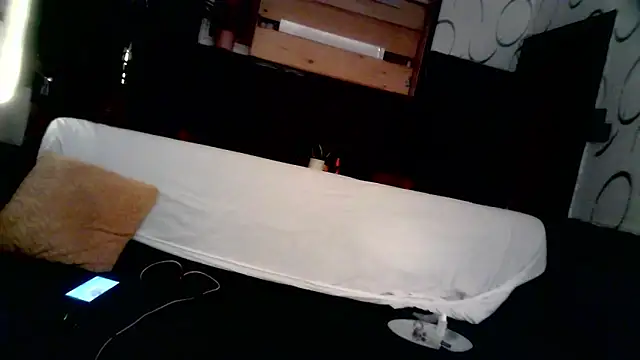 Snapshot of unclestefansdick chatting on October 9, 2025, 12:55 am unclestefansdick online show from October 9, 2025, 12:55 am