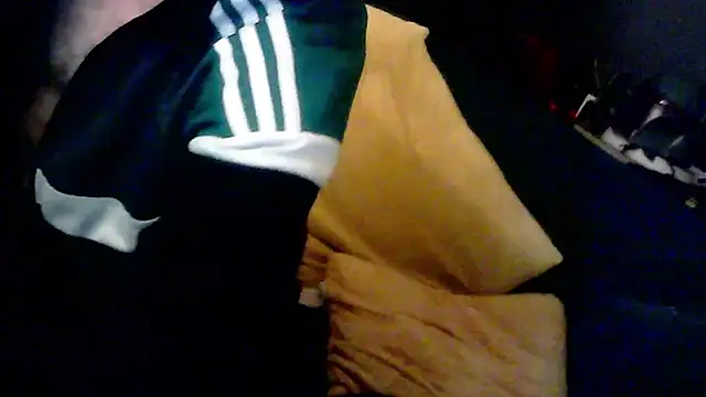 Snapshot of unclestefansdick chatting on October 4, 2025, 4:58 am unclestefansdick online show from October 4, 2025, 4:58 am