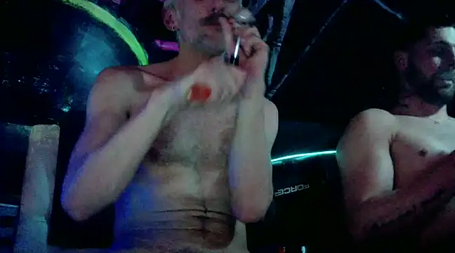 Snapshot of unclestefansdick chatting on January 15, 2025, 9:13 am unclestefansdick online show from January 15, 2025, 9:13 am