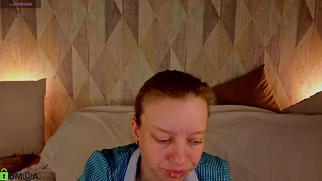 Michelle Blond online show from June 11, 2026, 1:05 am