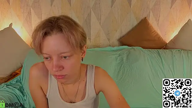 Michelle Blond online show from July 11, 2026, 1:17 am